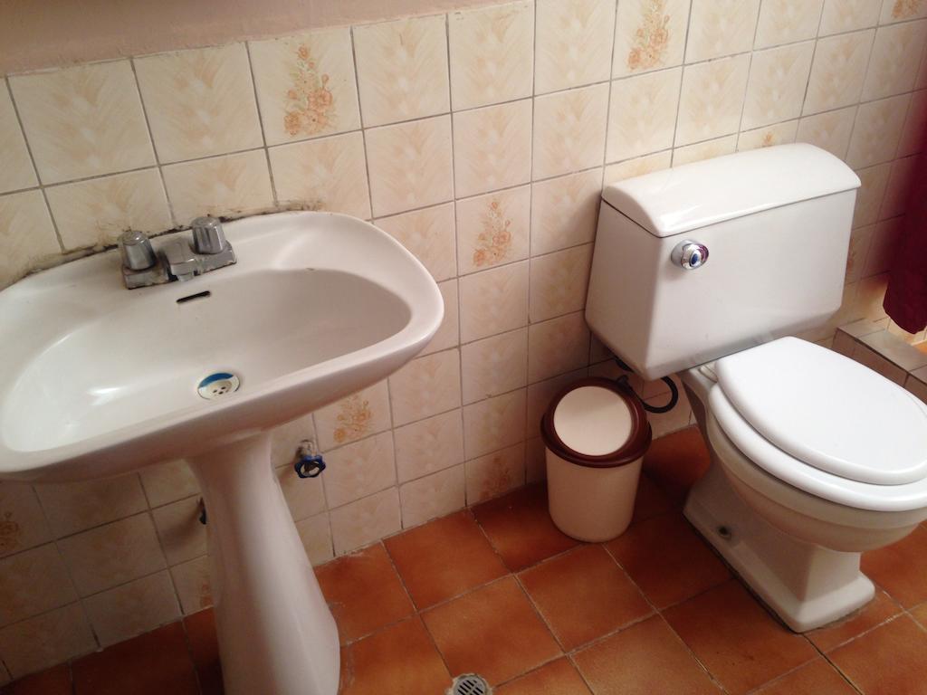 Hospedaje Casa Blanca Уарас Стая снимка