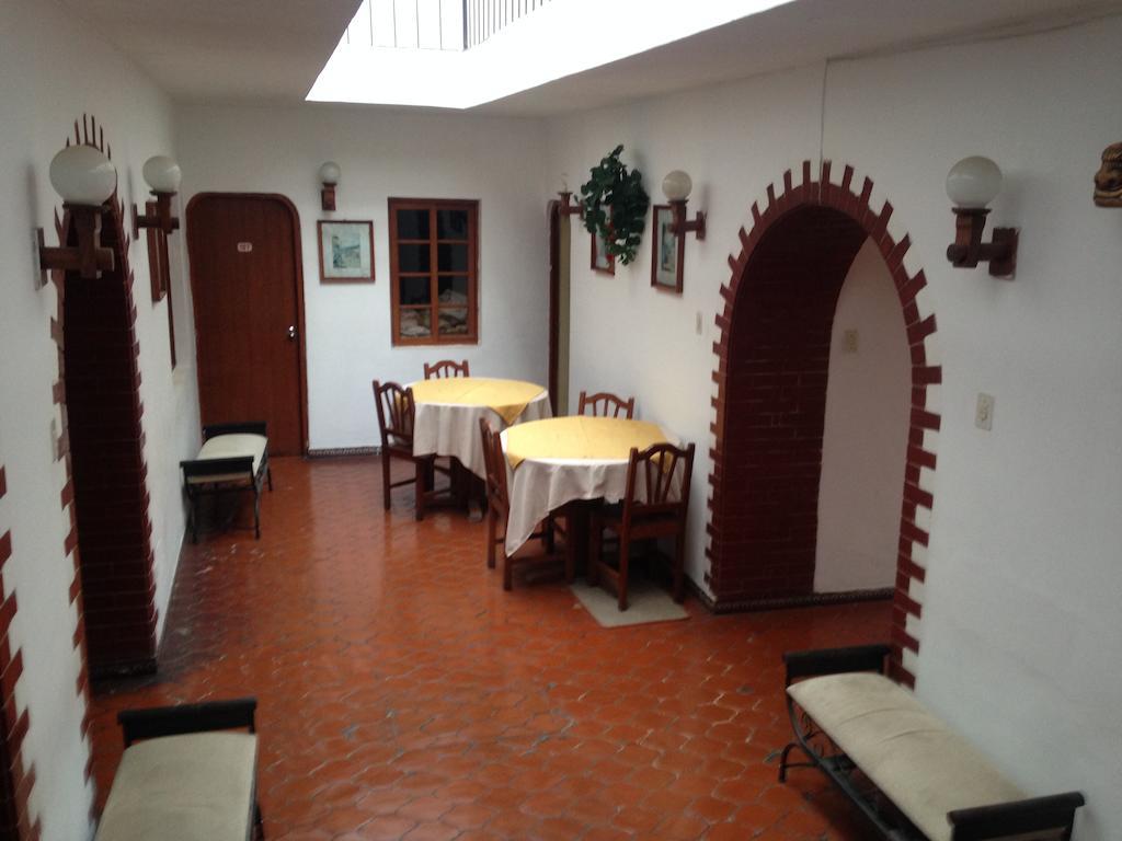 Hospedaje Casa Blanca Уарас Екстериор снимка